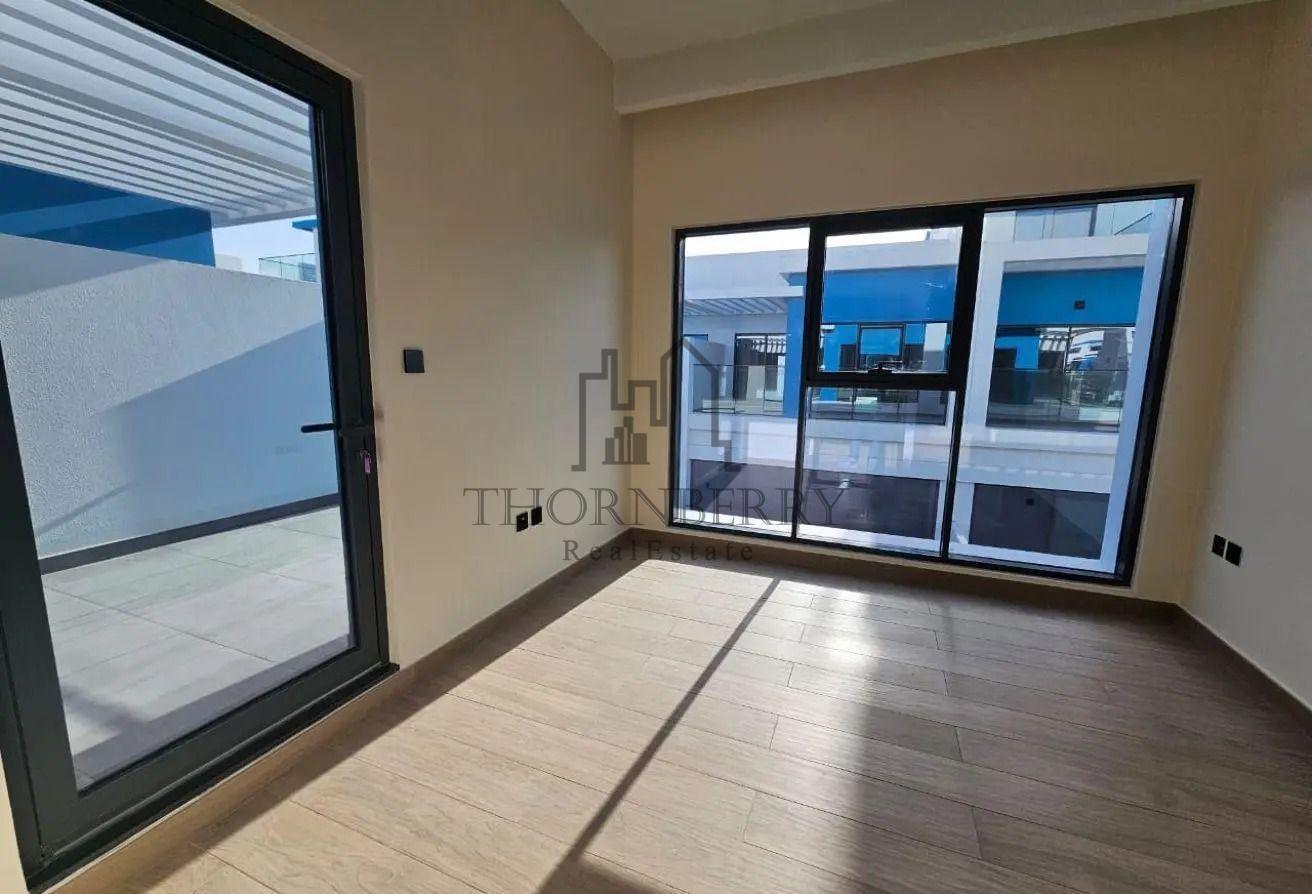 Spacious 5 Bed | Brand New Townhouse | Single Row photo 16