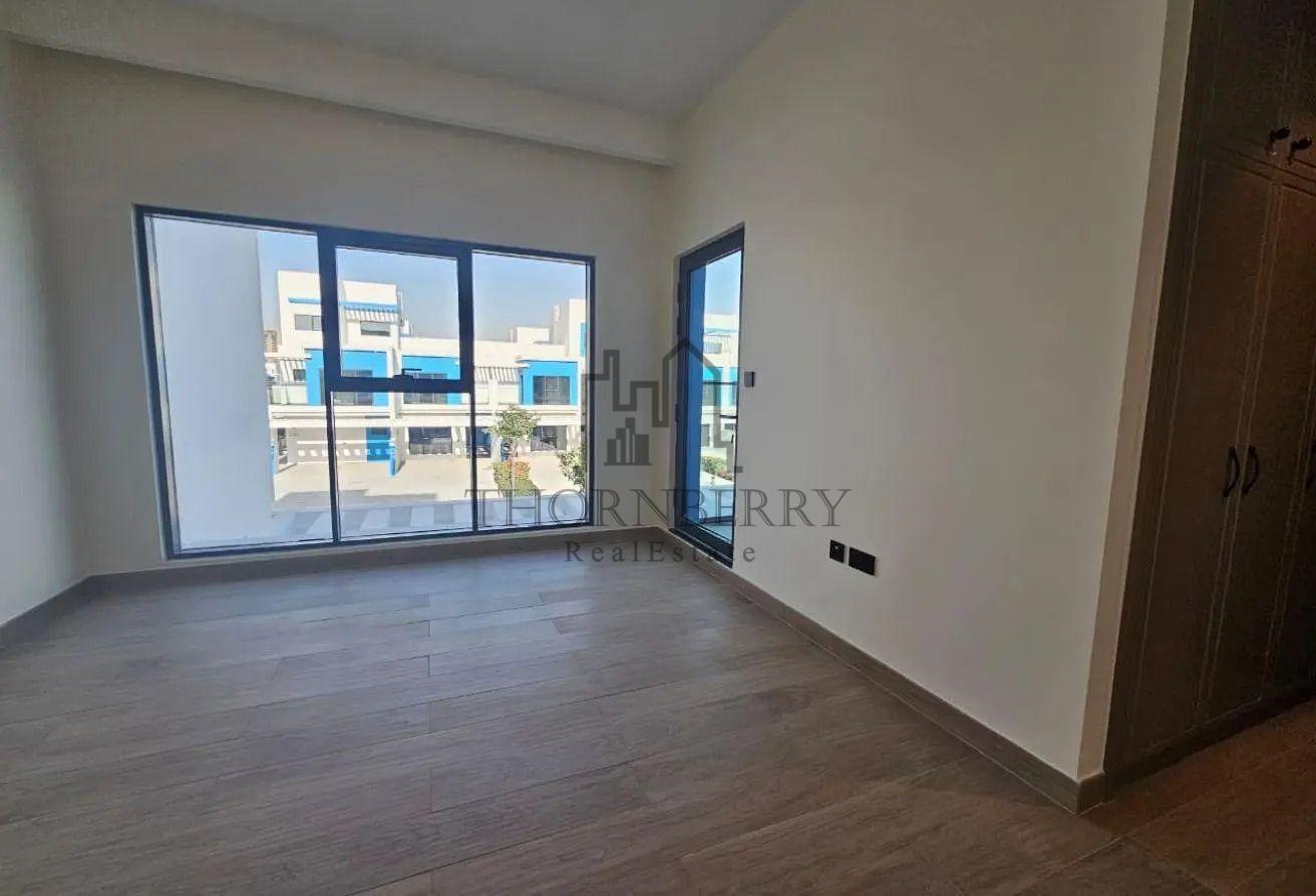 Spacious 5 Bed | Brand New Townhouse | Single Row photo 14