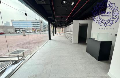 Shop - Studio - 2 for rent in Hessa Home Building - Oud Metha - Bur Dubai - Dubai