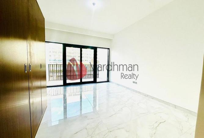 76566337 - Property Image 2