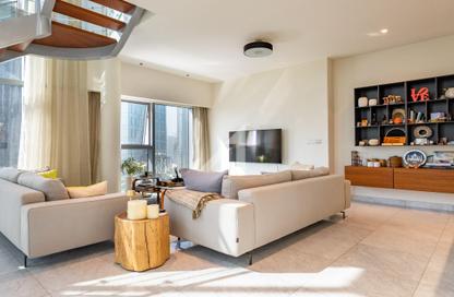Apartment - 2 Bedrooms - 3 Bathrooms for rent in Central Park Residential Tower - Central Park Tower - DIFC - Dubai