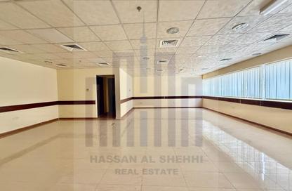 Office Space - Studio - 1 Bathroom for rent in Muwaileh 29 Building - Muwaileh - Sharjah