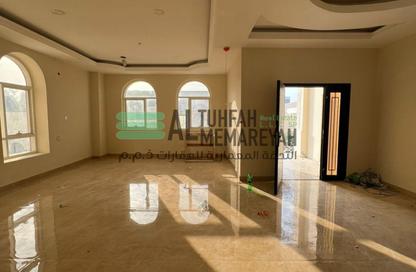 Villa - 5 Bedrooms - 7 Bathrooms for sale in Al Azra - Al Riqqa - Sharjah Villa - 5 Bedrooms - 7 Bathrooms for sale in Al Azra - Al Riqqa - Sharjah