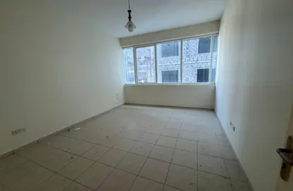 Apartment - 2 Bedrooms - 2 Bathrooms for rent in New Al Taawun Road - Al Taawun - Sharjah