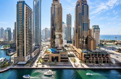 Apartment - 1 - 2 for rent in Cayan Tower - Dubai Marina - Dubai