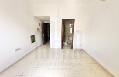Apartment - Studio - 1 for rent in Fire Station Road - Muwaileh - Sharjah Apartment - Studio - 1 for rent in Fire Station Road - Muwaileh - Sharjah