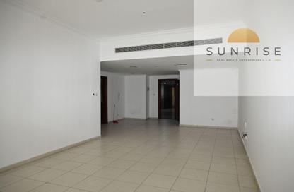 Apartment - 2 - 3 for rent in Al Khan Corniche - Al Khan - Sharjah
