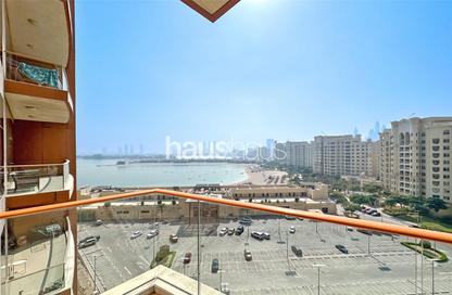 Apartment - 2 Bedrooms - 3 Bathrooms for rent in Amber - Tiara Residences - Palm Jumeirah - Dubai