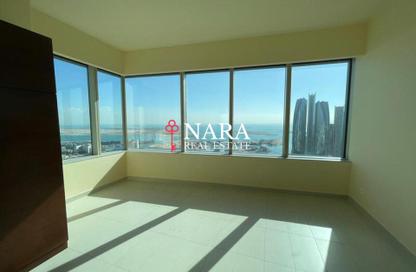 Apartment - 4 Bedrooms - 5 Bathrooms for rent in Nation Towers - Corniche Road - Abu Dhabi