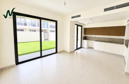 Townhouse - 3 - 3 for sale in Parkside 3 - Emaar South - Dubai South (Dubai World Central) - Dubai