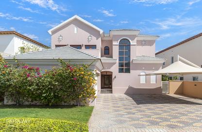 Villa - 4 - 5 for rent in Orange Lake - Jumeirah Golf Estates - Dubai