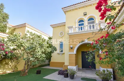 Villa - 3 Bedrooms - 4 Bathrooms for rent in District 8 - Jumeirah Park - Dubai