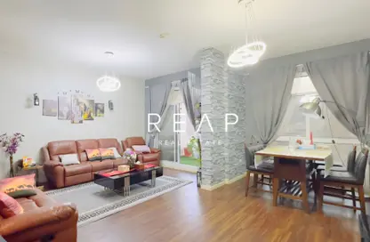 Apartment - 2 Bedrooms - 2 Bathrooms for sale in Mazaya 9 - Queue Point - Liwan - Dubai Land - Dubai