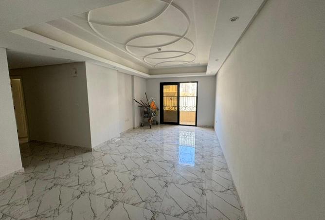 73866366 - Property Main Image