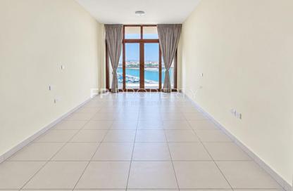 Apartment - Studio - 1 for rent in Palm Views West - Palm Views - Palm Jumeirah - Dubai