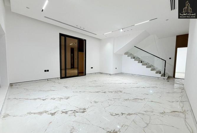 65586900 - Property Image 3