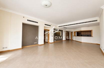 Apartment - 3 - 4 for rent in Al Khudrawi - Shoreline Apartments - Palm Jumeirah - Dubai