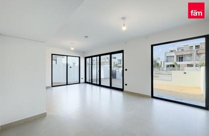 Villa - 4 - 5 for sale in Aura 2 - Aura - Tilal Al Ghaf - Dubai Villa - 4 - 5 for sale in Aura 2 - Aura - Tilal Al Ghaf - Dubai