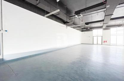Retail - Studio for rent in European Business Park - Dubai Investment Park (DIP) - Dubai