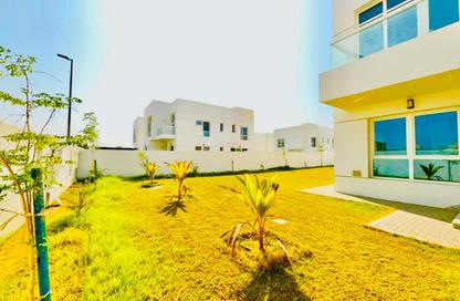 Villa - 4 Bedrooms - 6 Bathrooms for rent in Al Azra - Al Riqqa - Sharjah