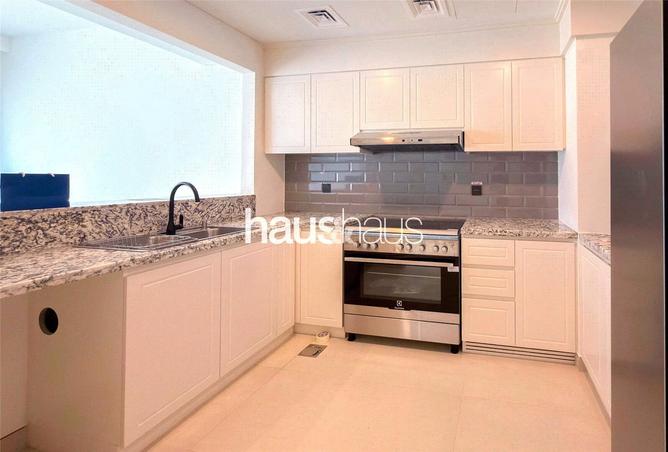 128820562 - Property Image 3
