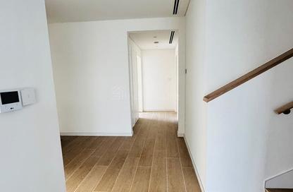تاون هاوس - 3 - 4 للايجار في فيلات قرية جبل علي - قرية جبل علي - جبل علي - دبي