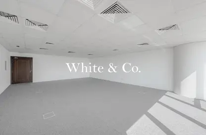 مكتب - استوديو للايجار في برج تشرشل للأعمال - أبراج تشرشل - الخليج التجاري - دبي