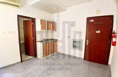 Apartment - Studio - 1 Bathroom for rent in Muwailih Building - Muwaileh - Sharjah