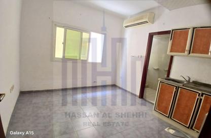 Apartment - Studio - 1 Bathroom for rent in Muwailih Building - Muwaileh - Sharjah