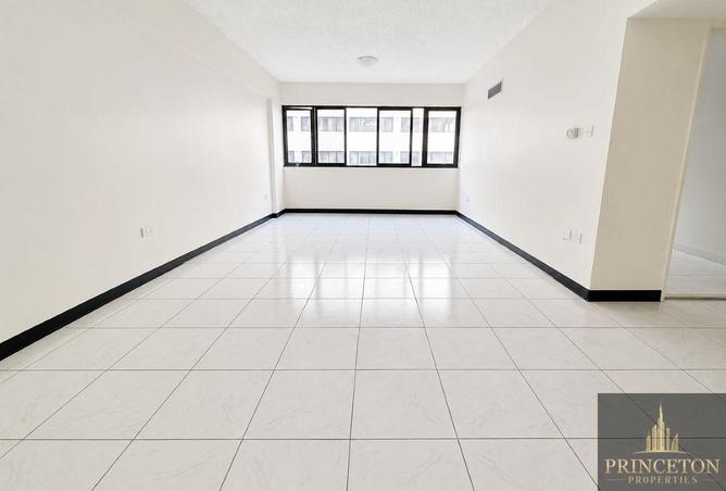 137450010 - Property Image 2