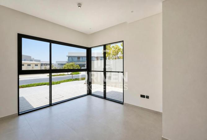 127915769 - Property Image 2