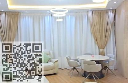 شقة - 2 غرف نوم - 3 حمامات للايجار في أورينت تاور 1 - أورينت تاور - البستان - عجمان