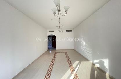 Apartment - 2 Bedrooms - 2 Bathrooms for rent in New Al Taawun Road - Al Taawun - Sharjah