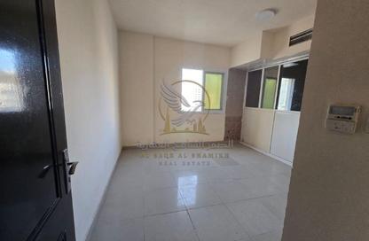 Apartment - Studio - 1 Bathroom for rent in Al Qulaya'ah - Al Sharq - Sharjah Apartment - Studio - 1 Bathroom for rent in Al Qulaya'ah - Al Sharq - Sharjah
