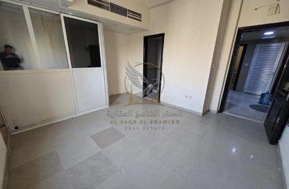 Apartment - Studio - 1 Bathroom for rent in Al Qulaya'ah - Al Sharq - Sharjah Apartment - Studio - 1 Bathroom for rent in Al Qulaya'ah - Al Sharq - Sharjah