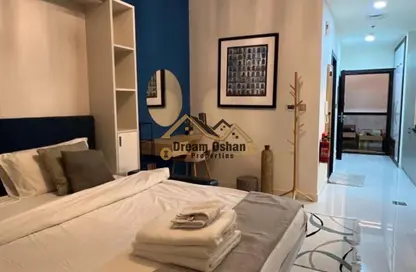 Apartment - 1 Bathroom for rent in Miraclz Tower by Danube - Arjan - Dubai