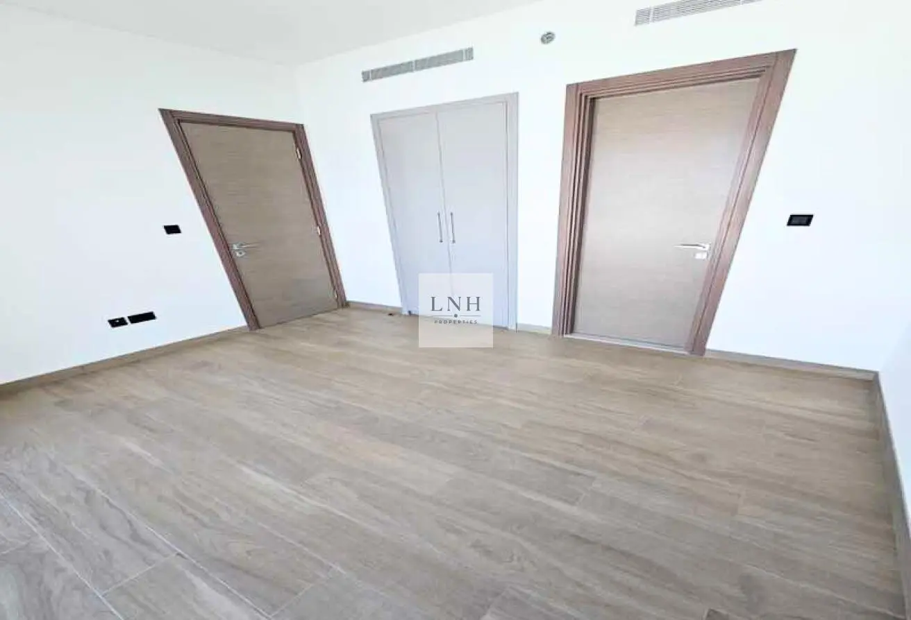 56130526 - Property Main Image