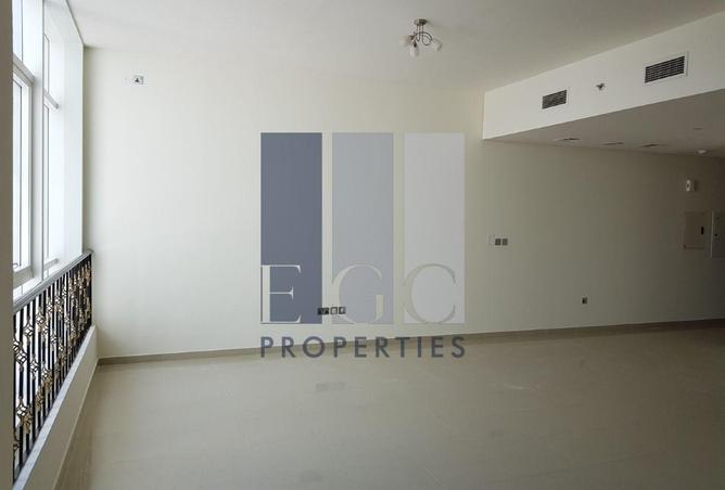 81121552 - Property Image 2