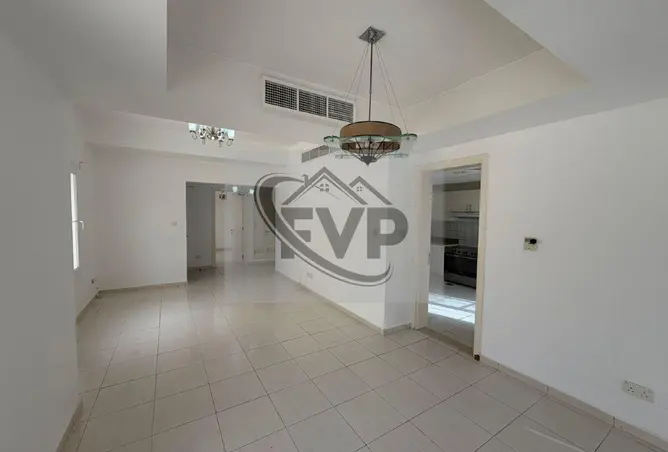 73841898 - Property Image 2
