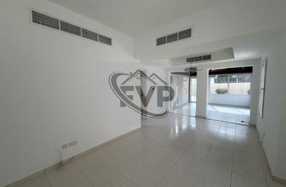 Villa - 3 Bedrooms - 3 Bathrooms for rent in Springs 15 - The Springs - Dubai