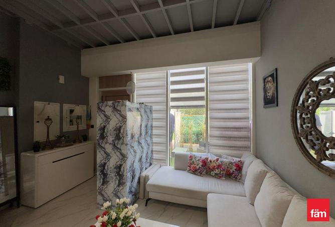 81117270 - Property Main Image