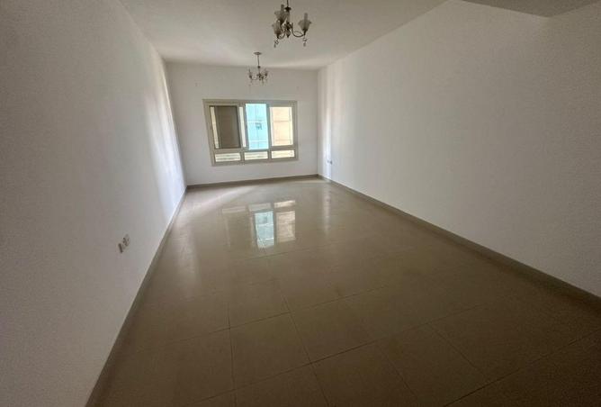 54971002 - صورة العقار 2