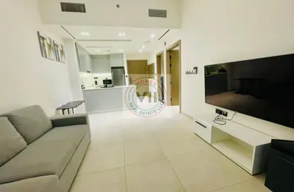 Apartment - 1 Bedroom - 2 Bathrooms for rent in Binghatti Canal - Business Bay - Dubai