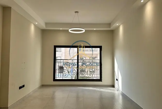 165583371 - Property Image 3