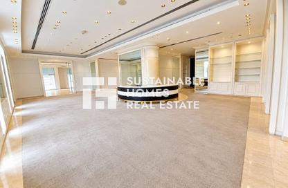 Show Room - Studio - 1 for rent in Corniche Road - Abu Dhabi