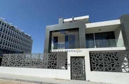 Townhouse - 3 Bedrooms - 4 Bathrooms for sale in The Gate - Masdar City - Abu Dhabi