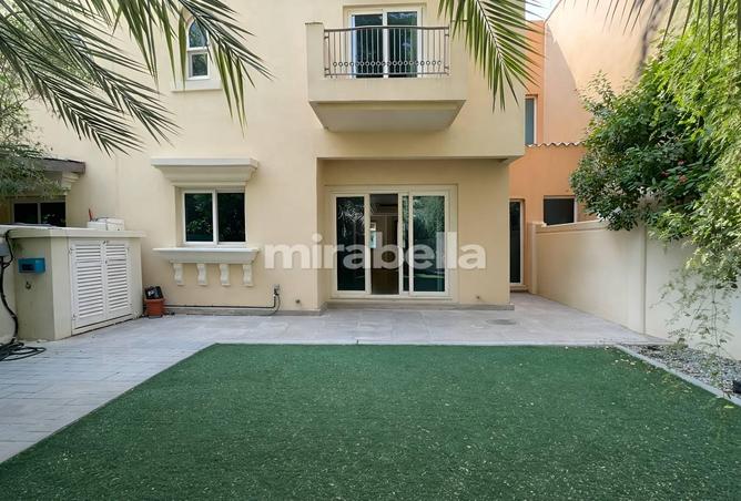 53182348 - Property Image 2