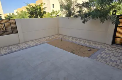 Townhouse - 3 Bedrooms - 5 Bathrooms for rent in Sharjah Sustainable City - Sharjah