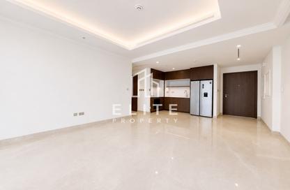 Apartment - 2 Bedrooms - 2 Bathrooms for sale in Palace Beach Residence Tower 2 - Palace Beach Residence - Emaar Beachfront - Dubai Harbour - Dubai