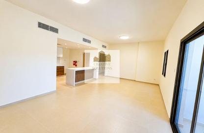 Apartment - 3 - 3 for rent in The Gardens Building 27 - The Gardens Buildings - The Gardens - Dubai